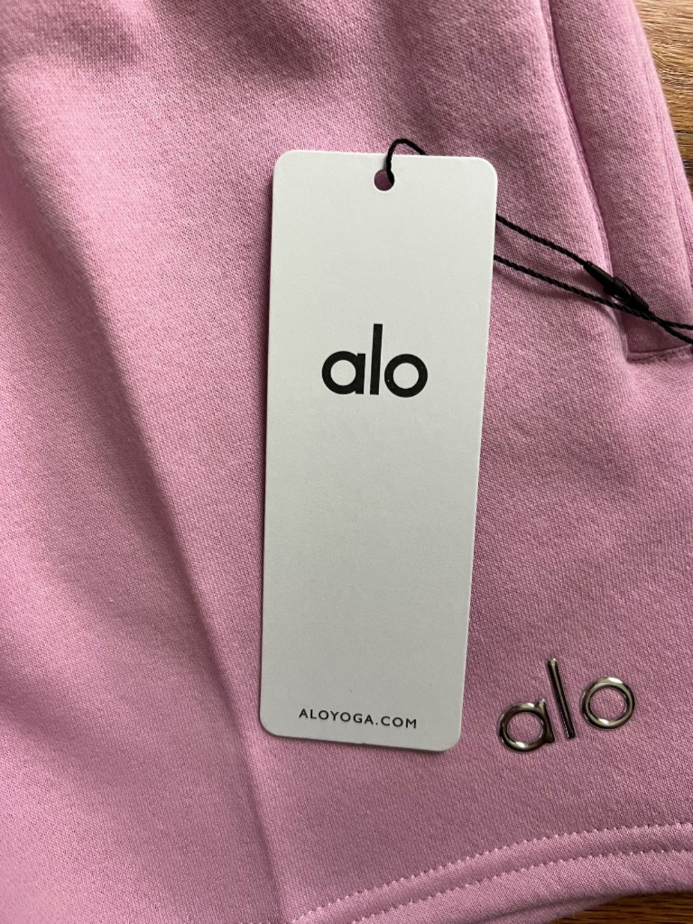 Alo Yoga Accolade Candy Heart Pink lounge shorts women M/XS/*DUPLICATE* NWT - Picture 9 of 10